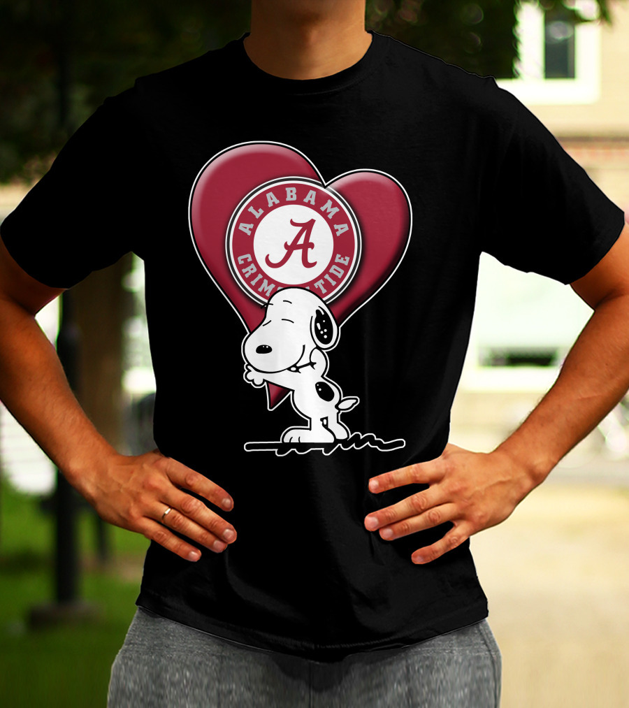 Snoopy Hugging Alabama Crimson Tide Heart T-Shirt