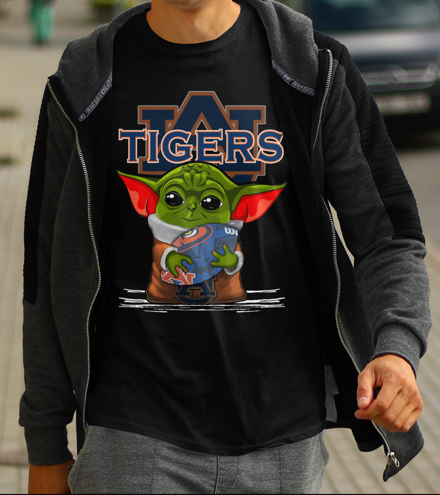 Yoda Auburn Tigers Football Fan Alien Creature With Auburn Logo And Football T-Shirt