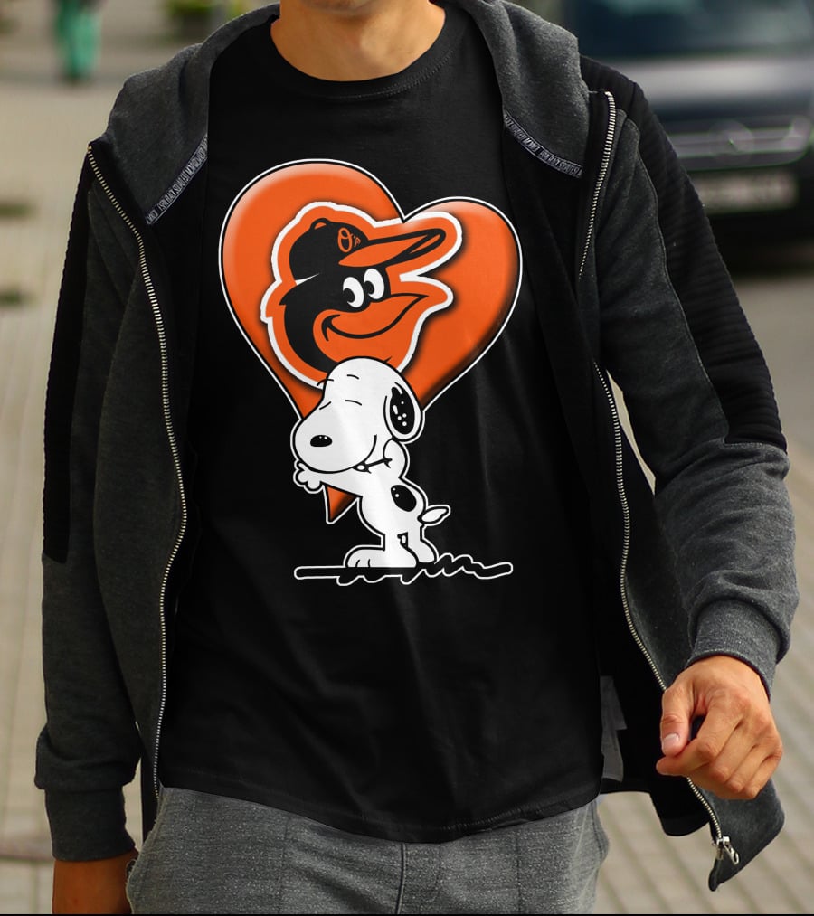 Snoopy Hugging Heart With Baltimore Orioles Bird T-Shirt