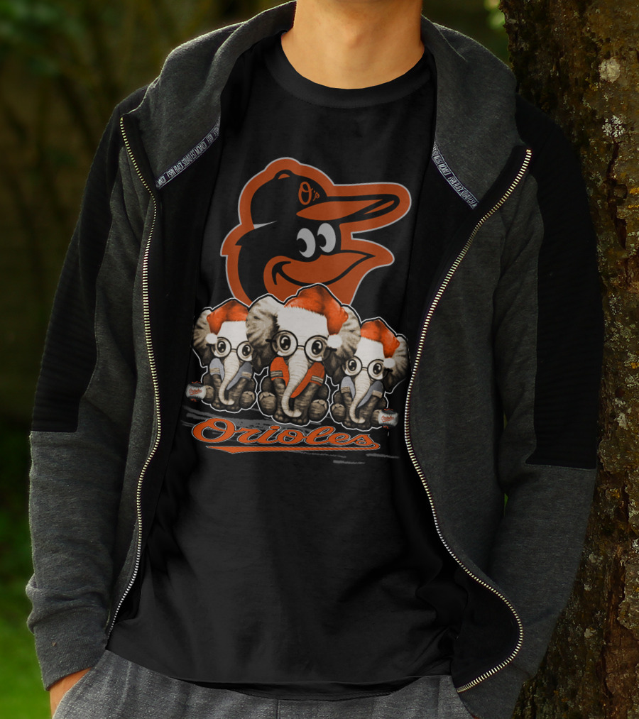 Elephan Xmas Orioles Santa Hat Baltimore Orioles T-Shirt