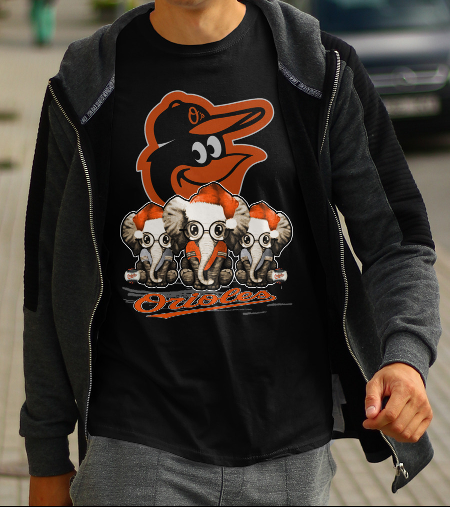Elephan Xmas Orioles Santa Hat Baltimore Orioles T-Shirt