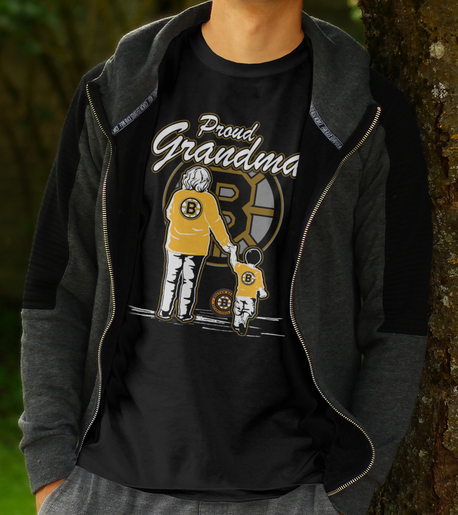 Proud Grandma Boston Bruins Family Fan T-Shirt