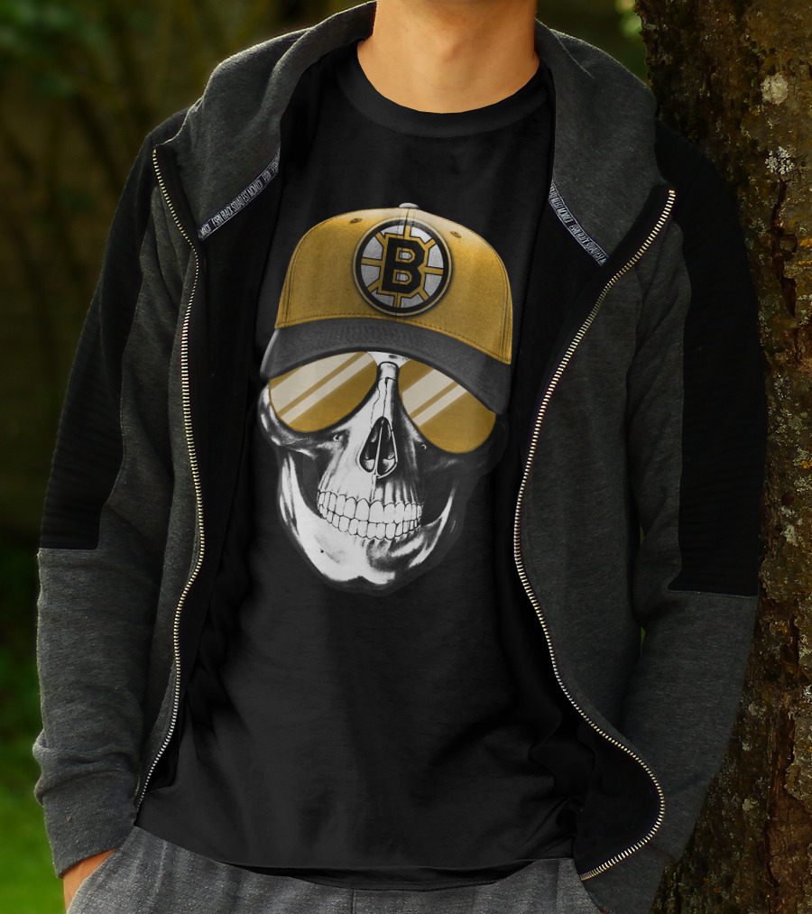 Skull In Yellow Boston Bruins Cap And Sunglasses T-Shirt