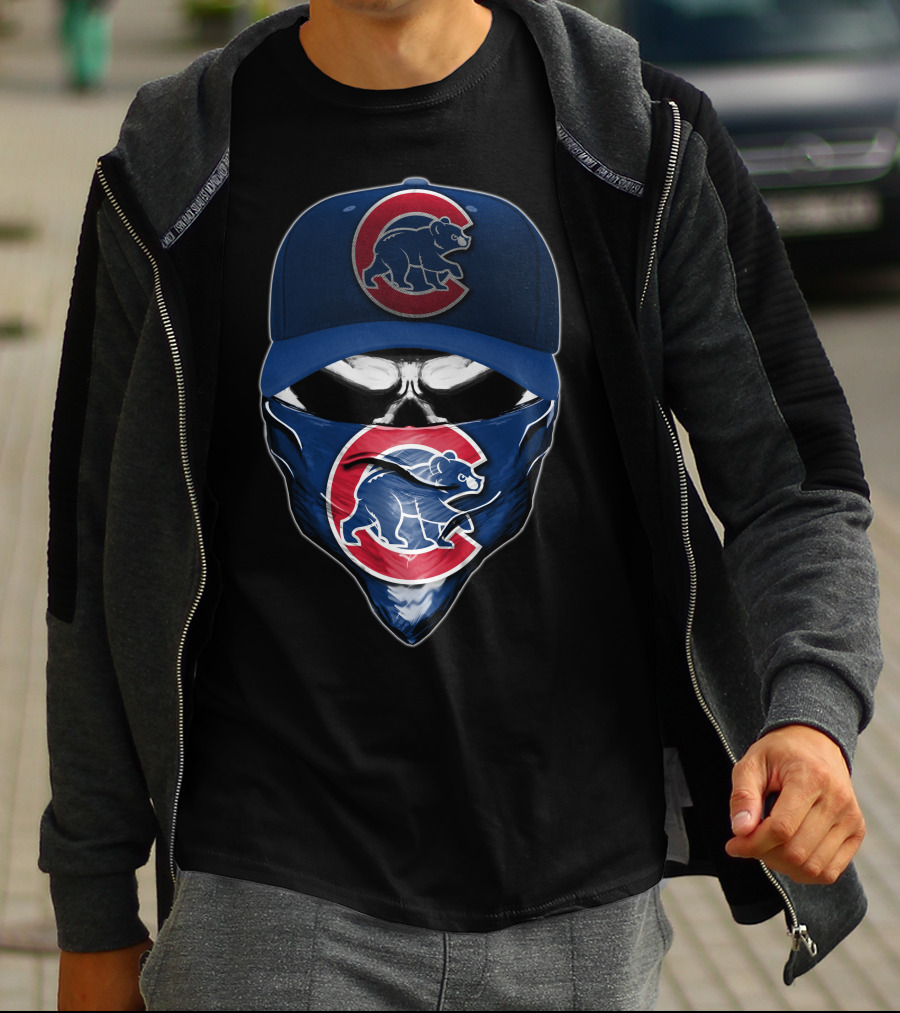 Skull Wearing Chicago Cubs Hat And Bandana T-Shirt