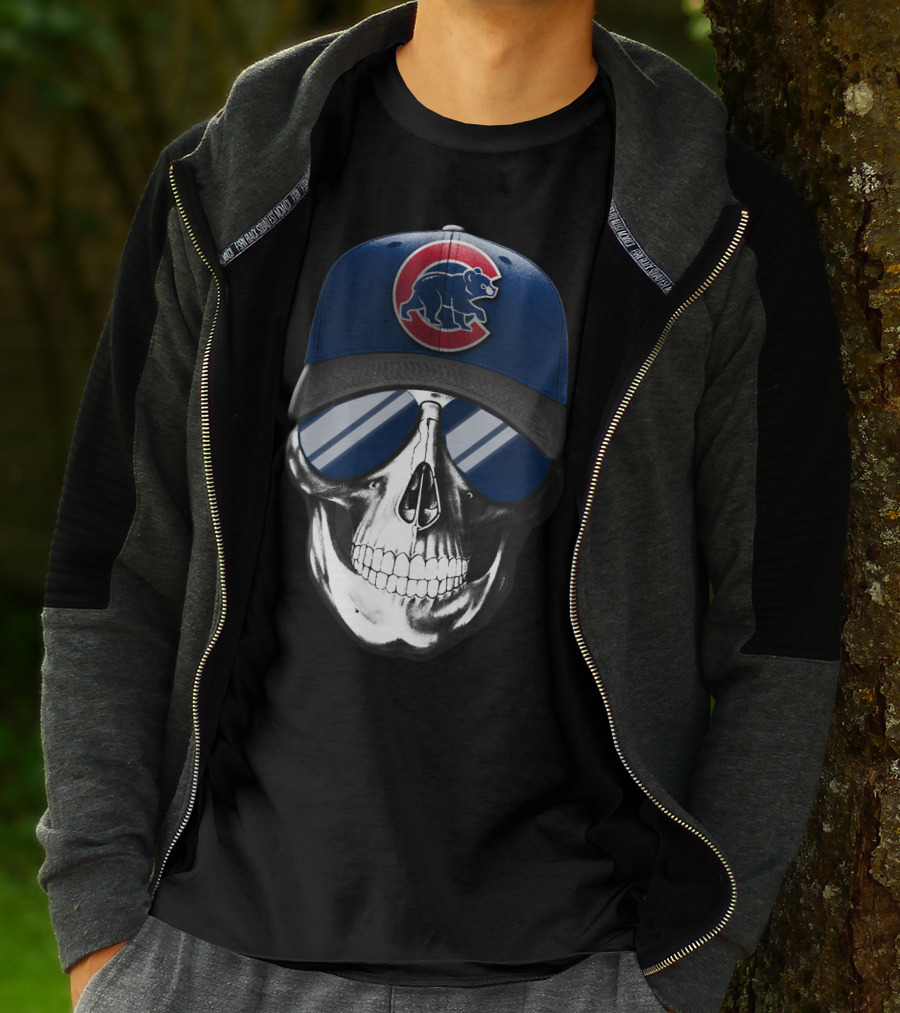 Skull Wearing Chicago Cubs Hat With Reflective Sunglasses T-Shirt