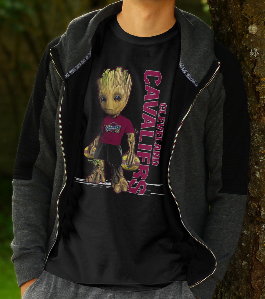 Cleveland Cavaliers Groot Holding Basketball T-Shirt