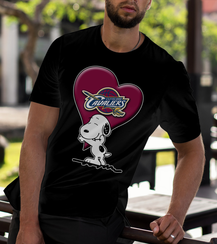 Snp V1 Cleveland Cavaliers Heart Basketball Snoopy Hugging T-Shirt