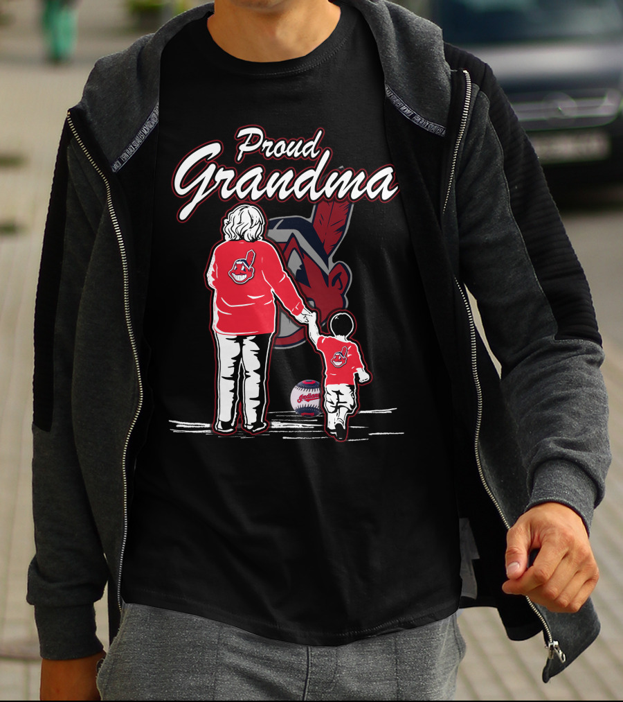 Proud Grandma Cleveland Indians Baseball Family T-Shirt