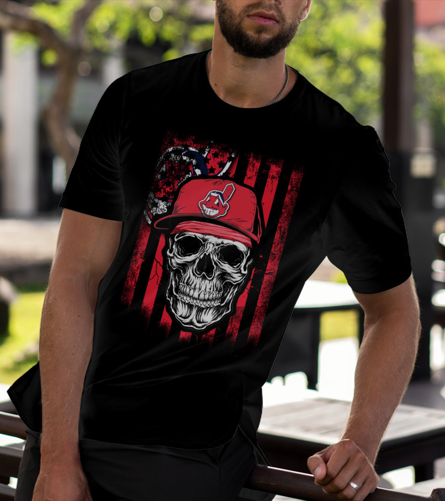 Cleveland Indians Skull With Red Cap And Grunge Stripes T-Shirt