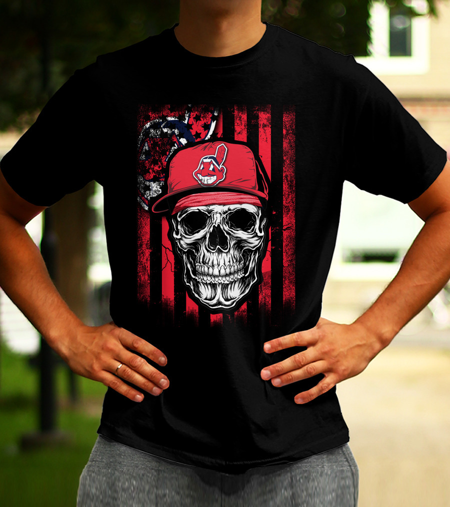 Cleveland Indians Skull With Red Cap And Grunge Stripes T-Shirt