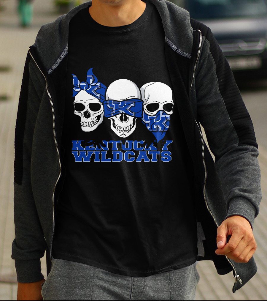 Kentucky Wildcats Three Skulls With Bandanas And Bow T-Shirt