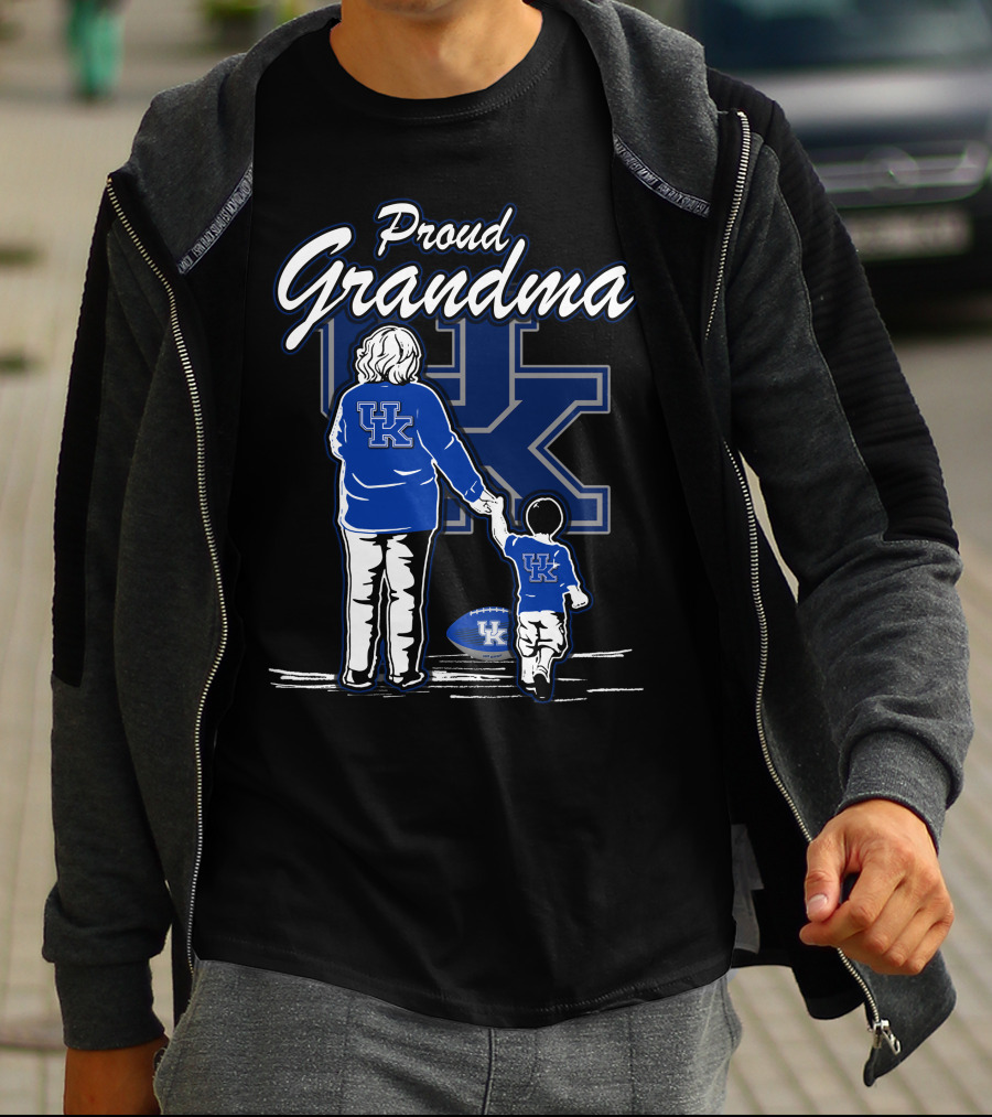Proud Grandma Kentucky Wildcats UK Family Football Fan T-Shirt
