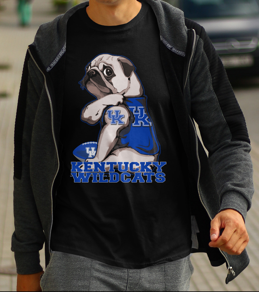 Kentucky Wildcats Pug With Football And UK T-Shirt