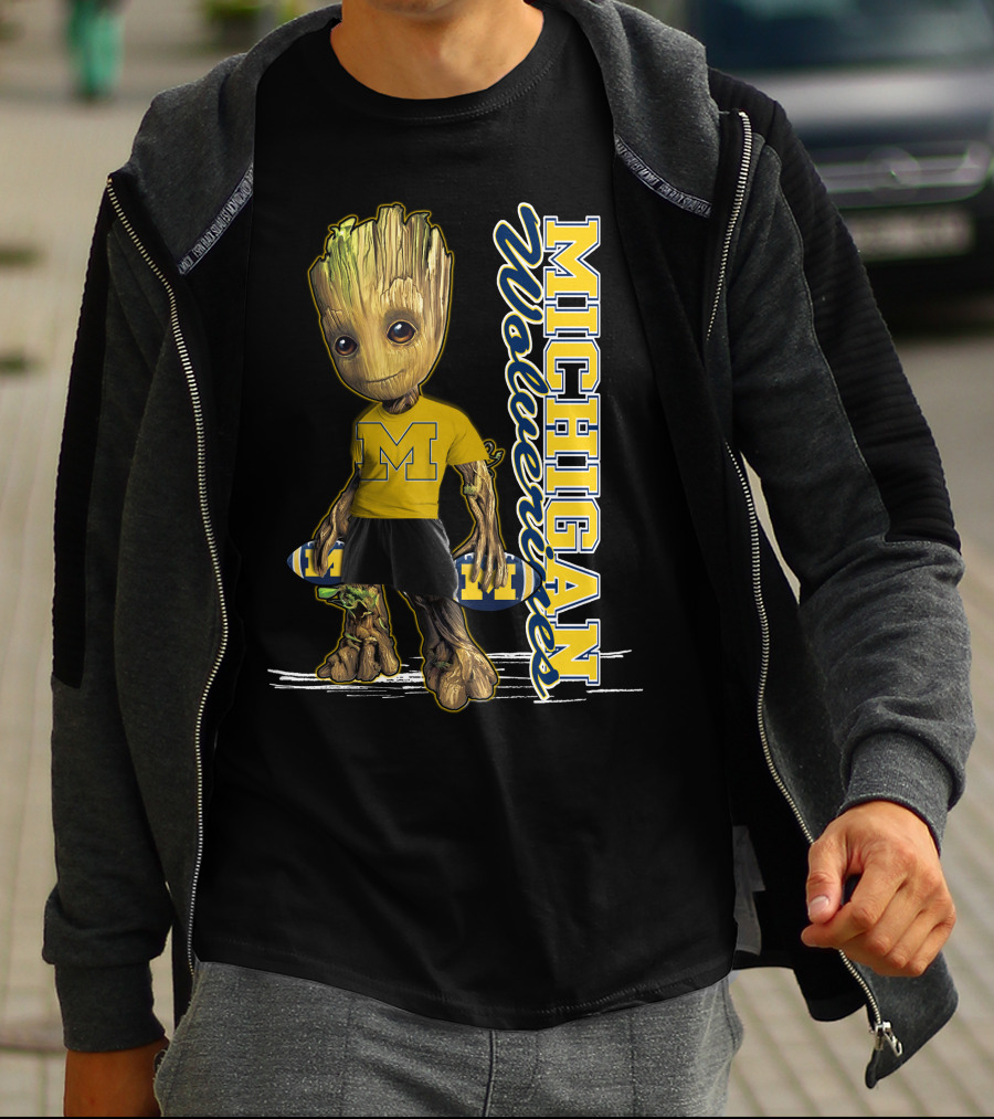 Groot Michigan Wolverines M Logo Skating Fan T-Shirt
