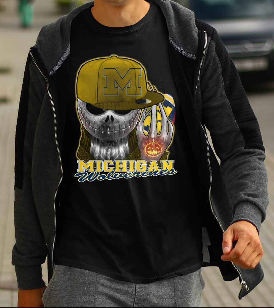 Jackskull Michigan Wolverines Halloween Skull With Wolverine Colors And Cap T-Shirt