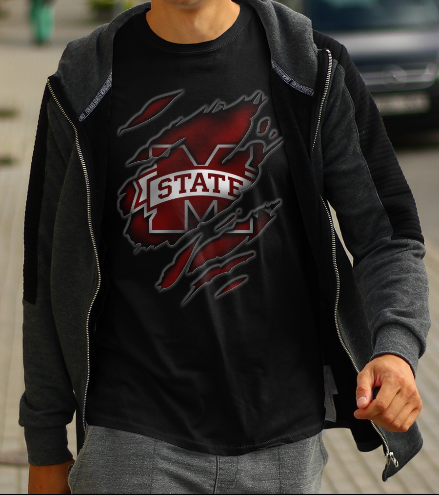 Torn Mississippi State Bulldogs M Logo Rage T-Shirt