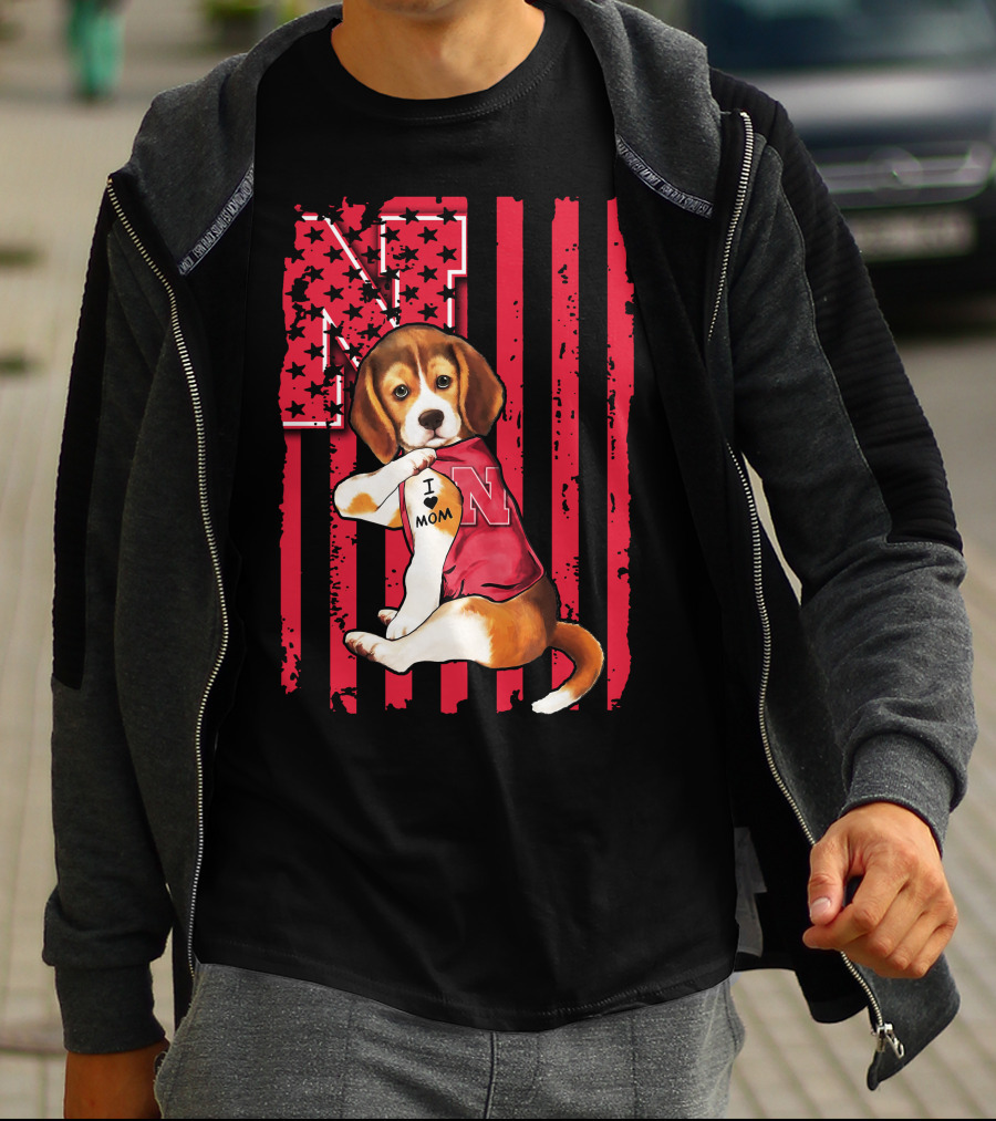 Beagle I Love Mom Nebraska Cornhuskers American Flag Stars And Stripes Football T-Shirt