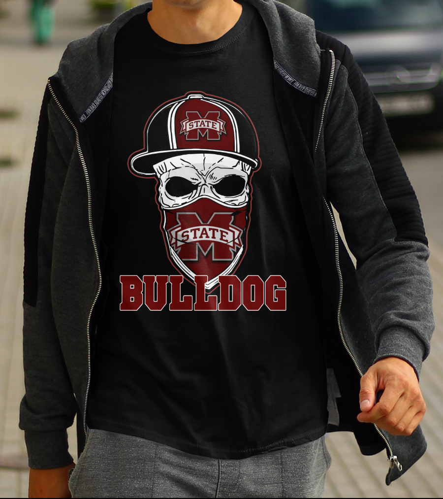 State Bulldogs Skull Hat Bulldog T-Shirt