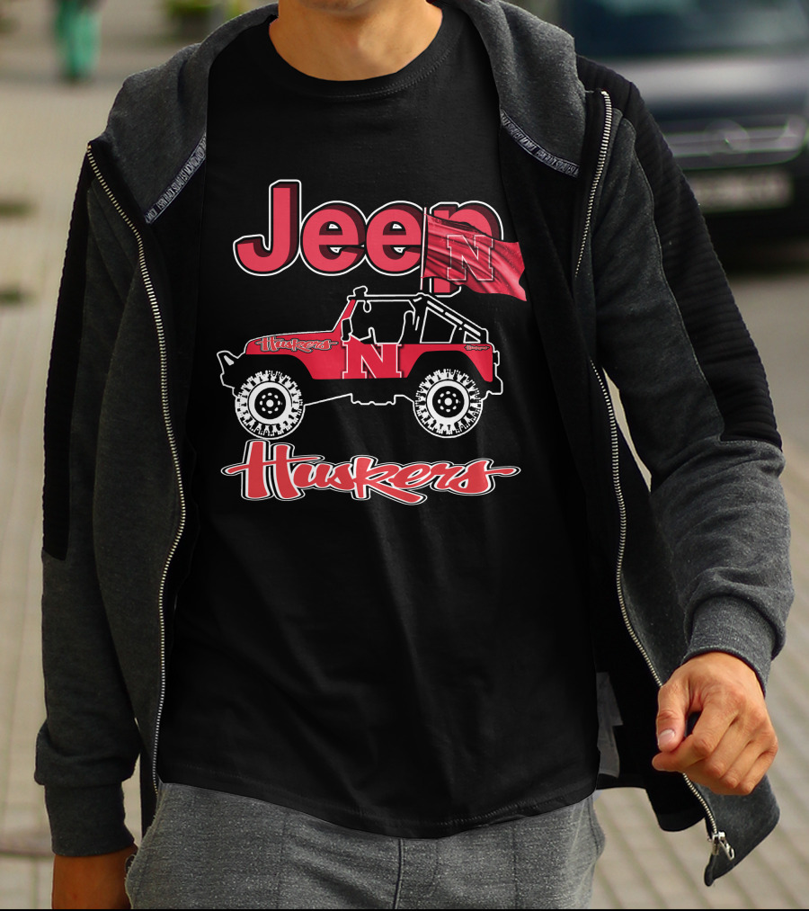 Jeep Nebraska Cornhuskers Husker Red N Flag T-Shirt