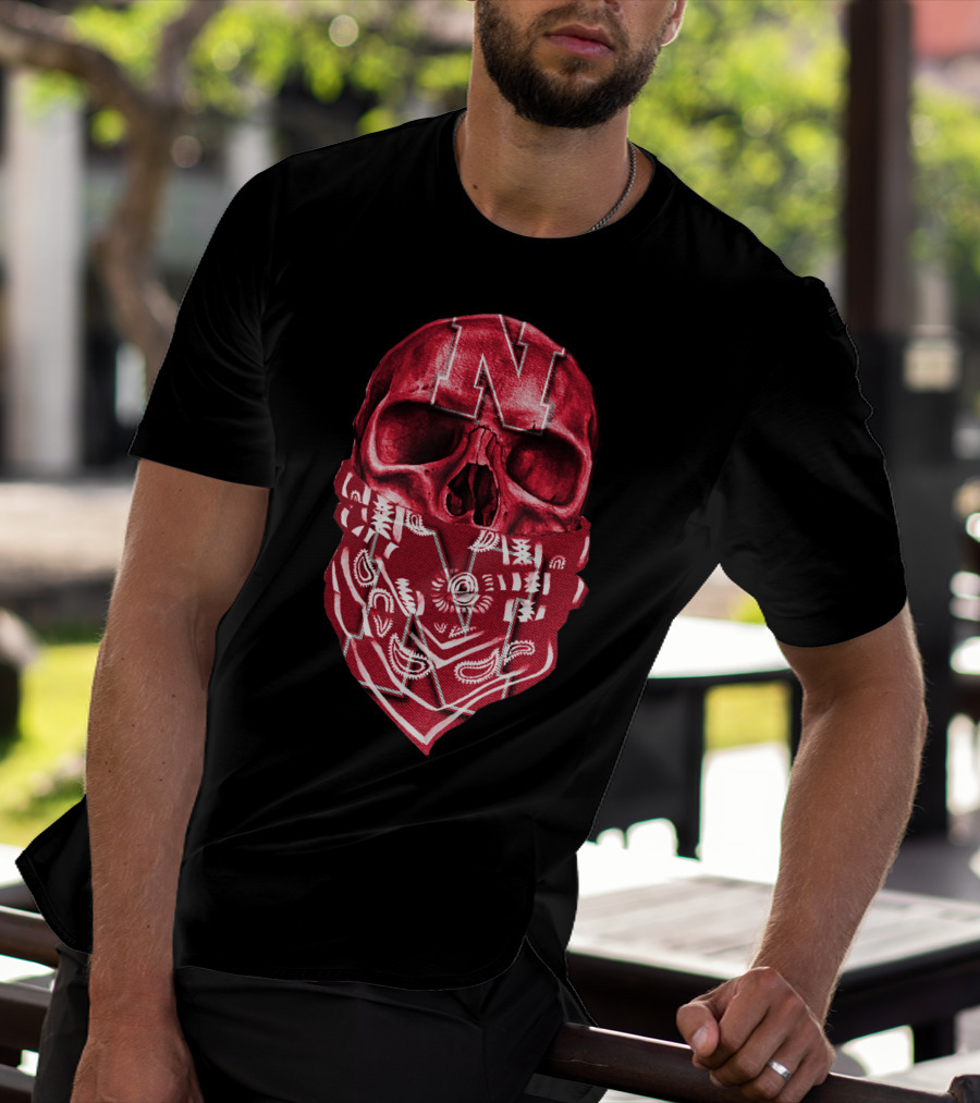 Nebraska Cornhuskers Skull With Red Bandana And N T-Shirt