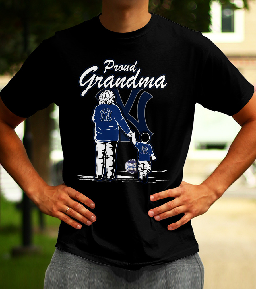Proud Grandma New York Yankees Family T-Shirt