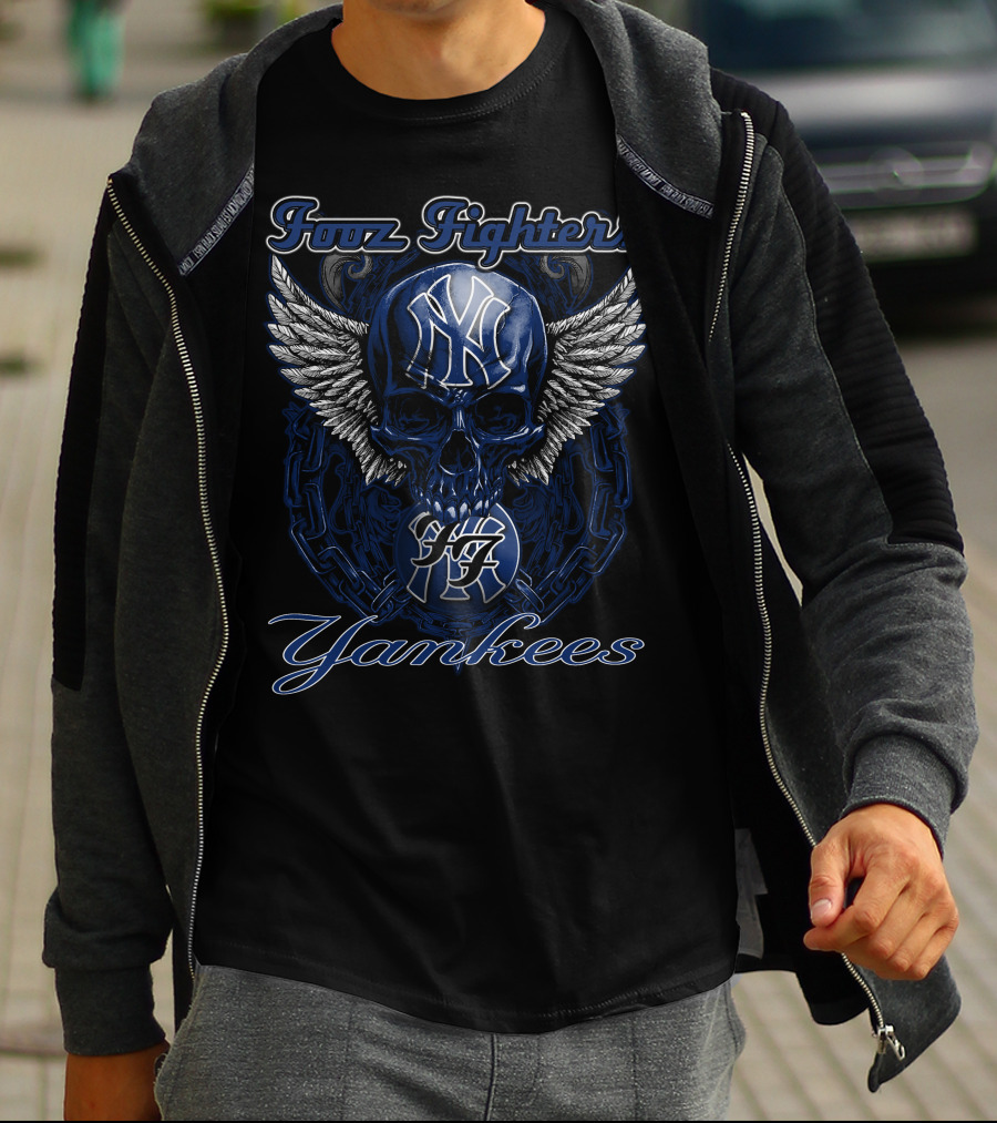 Fuzz Fighters New York Yankees Skull Wings T-Shirt