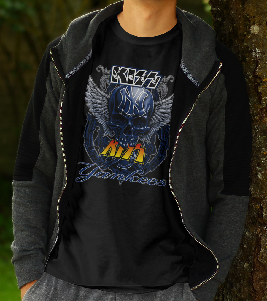 KISS Yankees Skull Wings T-Shirt