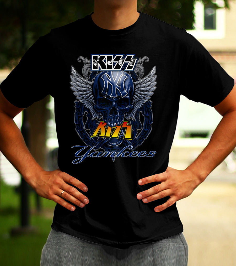 KISS Yankees Skull Wings T-Shirt