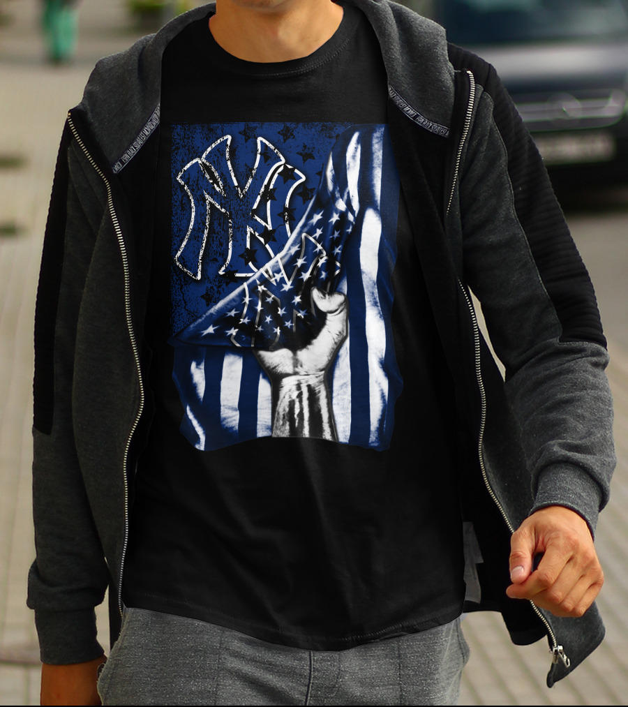 New York Yankees NY American Flag Star Motif T-Shirt