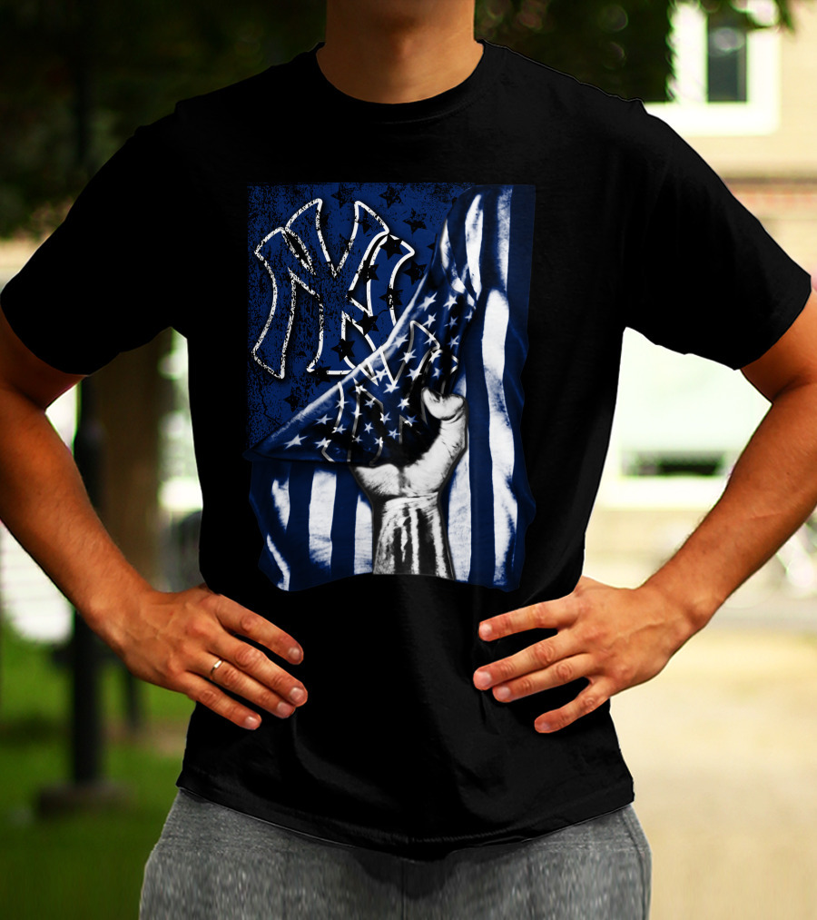 New York Yankees NY American Flag Star Motif T-Shirt