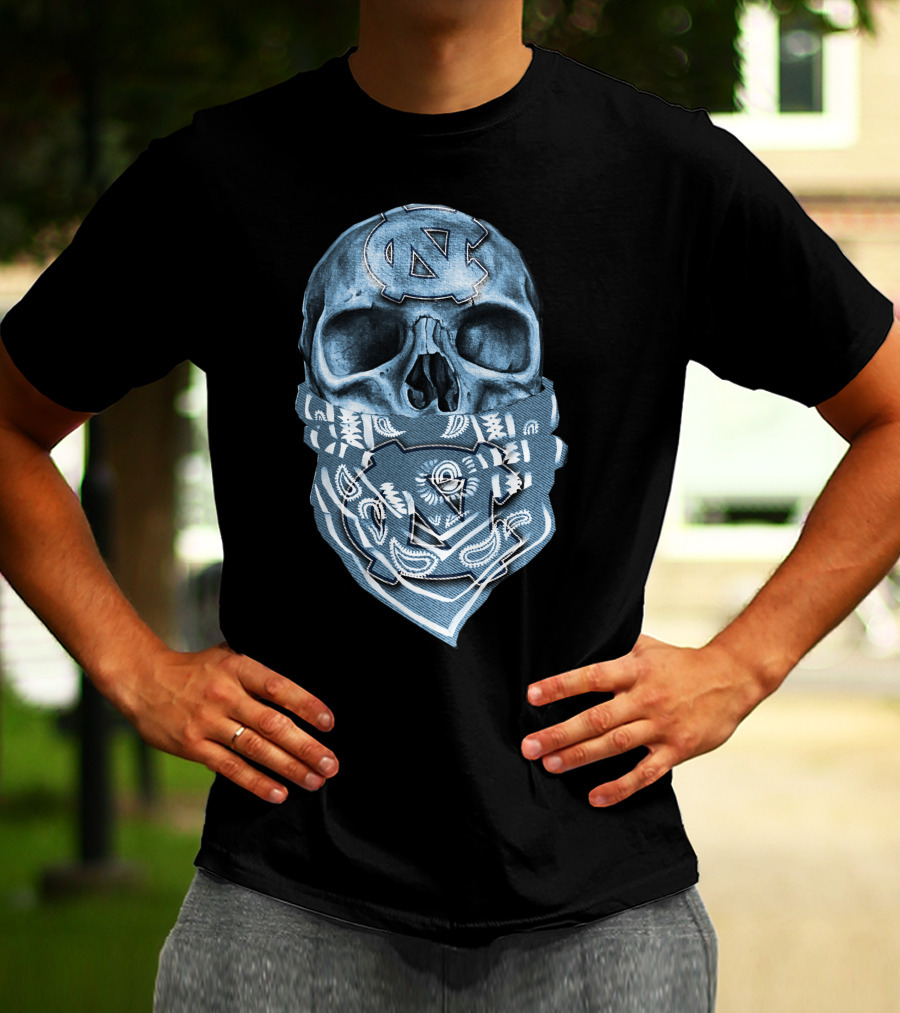 North Carolina Tar Heels Skull Bandana T-Shirt