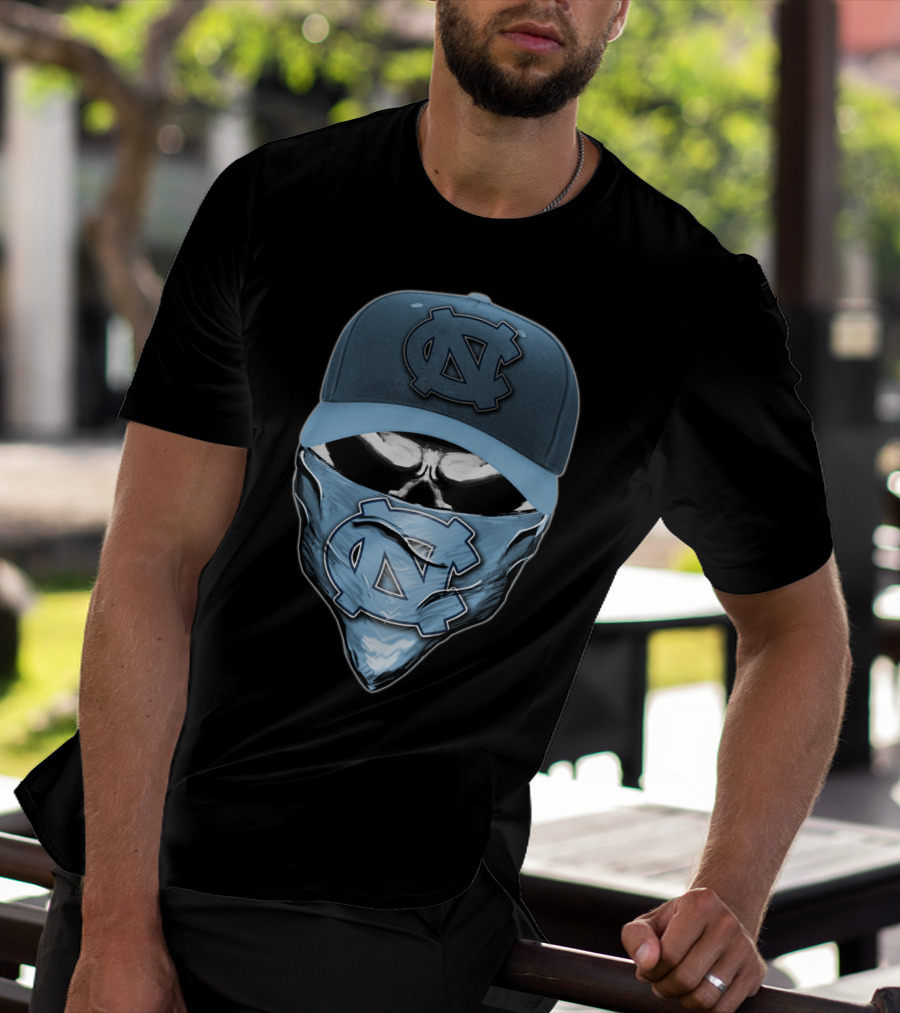 North Carolina Tar Heels Skull Emblem T-Shirt
