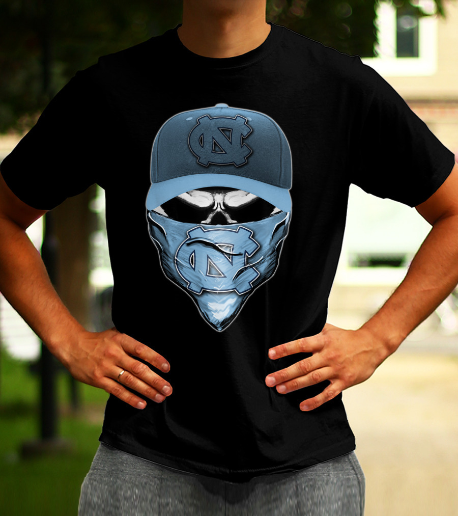 North Carolina Tar Heels Skull Emblem T-Shirt