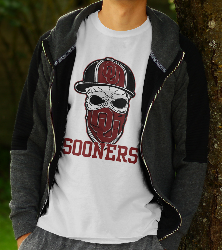 OU Sooners Skull Hat T-Shirt