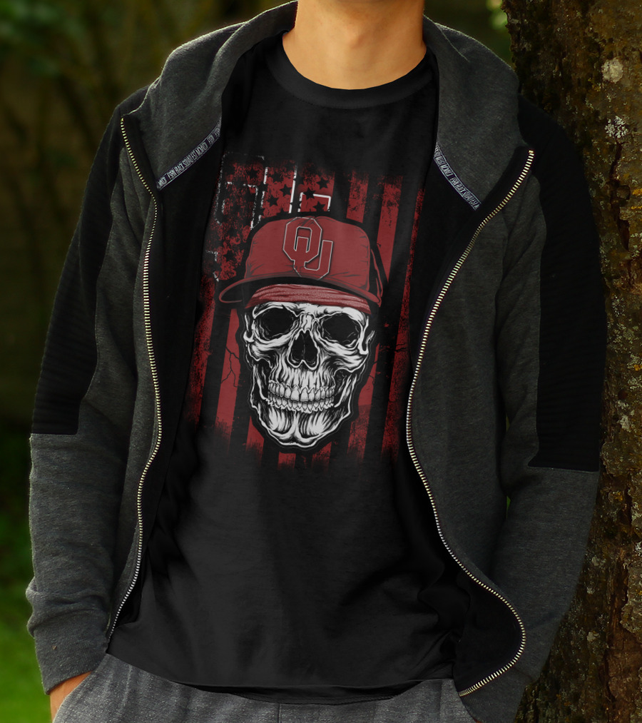 Skull With Oklahoma Sooners OU Cap On Distressed Red And Black Flag Background T-Shirt