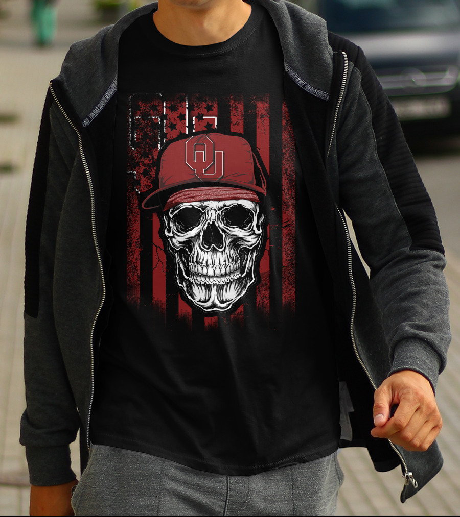 Skull With Oklahoma Sooners OU Cap On Distressed Red And Black Flag Background T-Shirt