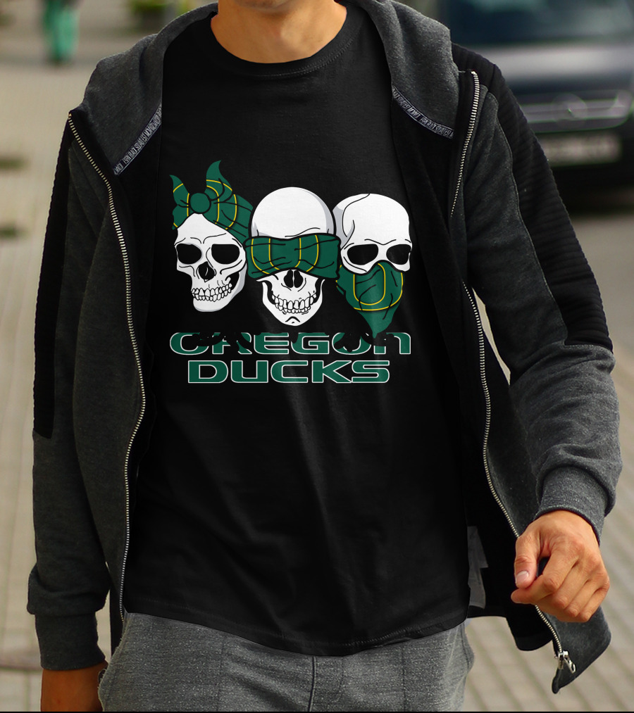 3 Skull Oregon Ducks Bandana T-Shirt