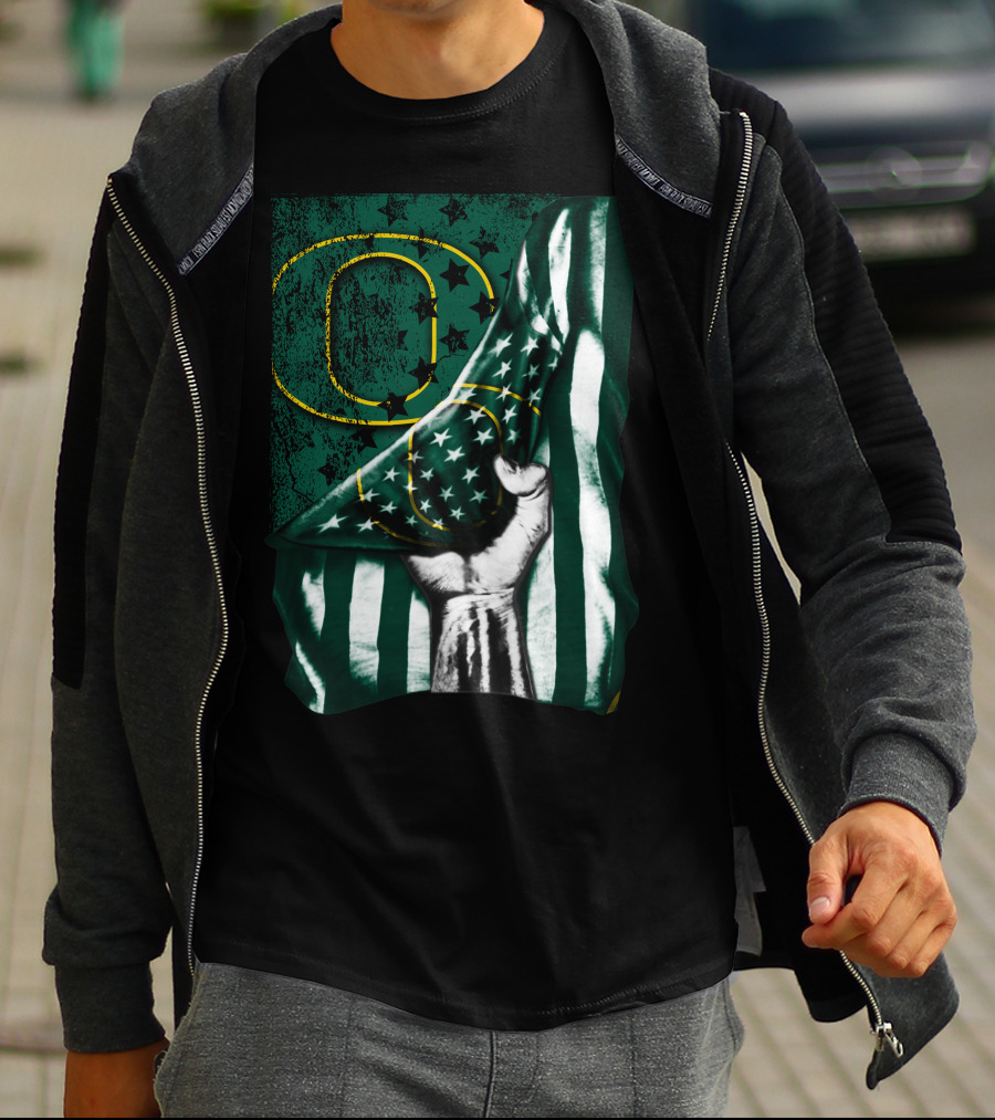 Oregon Ducks American Flag Fist And Stars T-Shirt