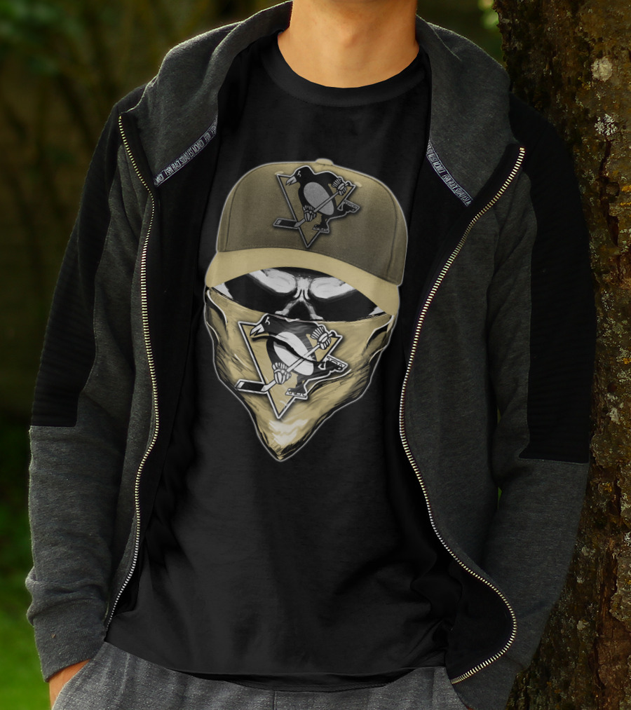 Skull With Pittsburgh Penguins Logo Hat And Bandana T-Shirt