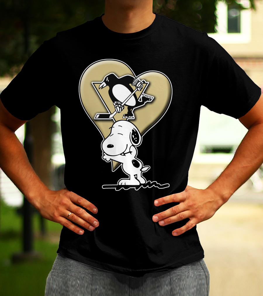 Snoopy Heart Hockey Pittsburgh Penguins Snp T-Shirt