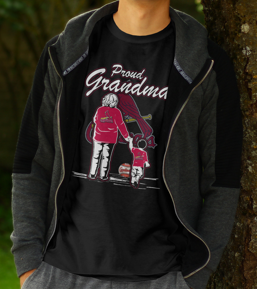 Proud Grandma St. Louis Cardinals T-Shirt