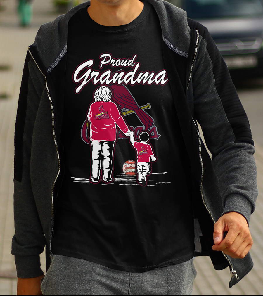 Proud Grandma St. Louis Cardinals T-Shirt
