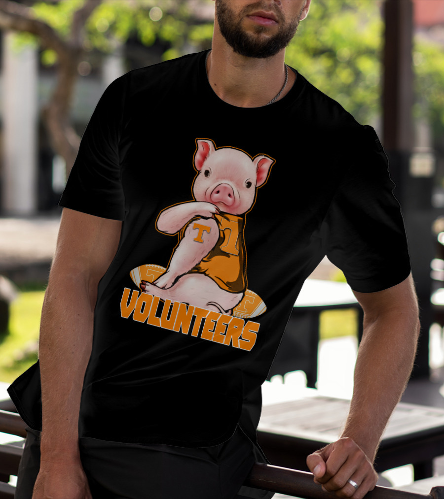 Tennessee Volunteers Pig With Football And T T-Shirt