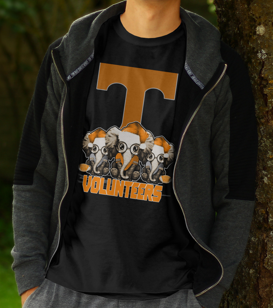 Three Elephants With Santa Hats Tennessee Volunteers T-Shirt