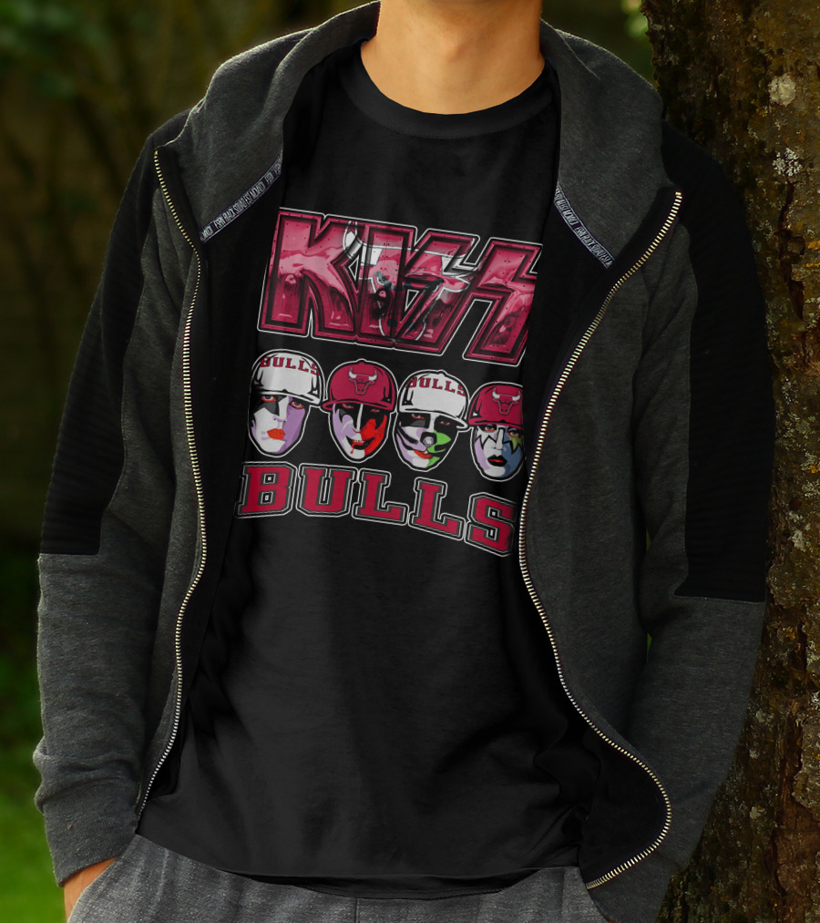 Kiss Meets Chicago Bulls Rock Band Makeup Faces T-Shirt