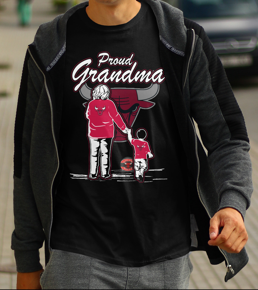Proud Grandma Chicago Bulls Mom And Child Bulls T-Shirt