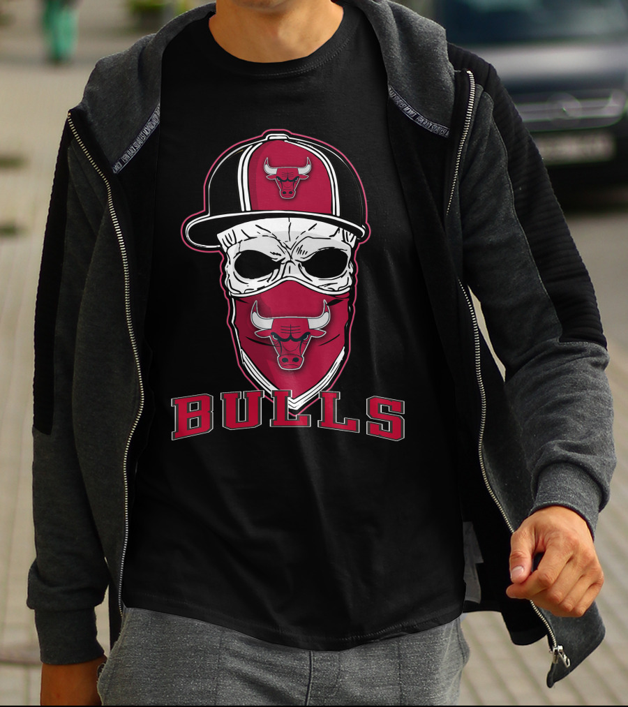 Bulls Skull With Cap And Mask T-Shirt