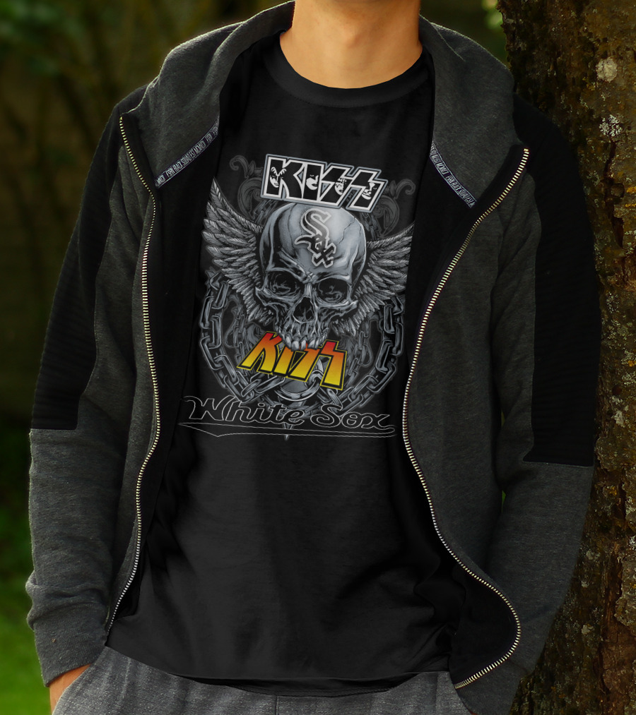 Kiss White Sox Skull Wings Chain T-Shirt