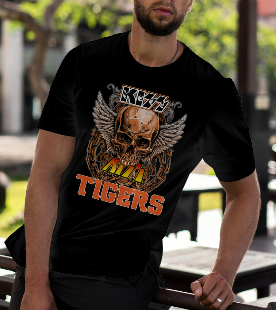 Kiss Clemson Tigers Skull Wings Chains T-Shirt