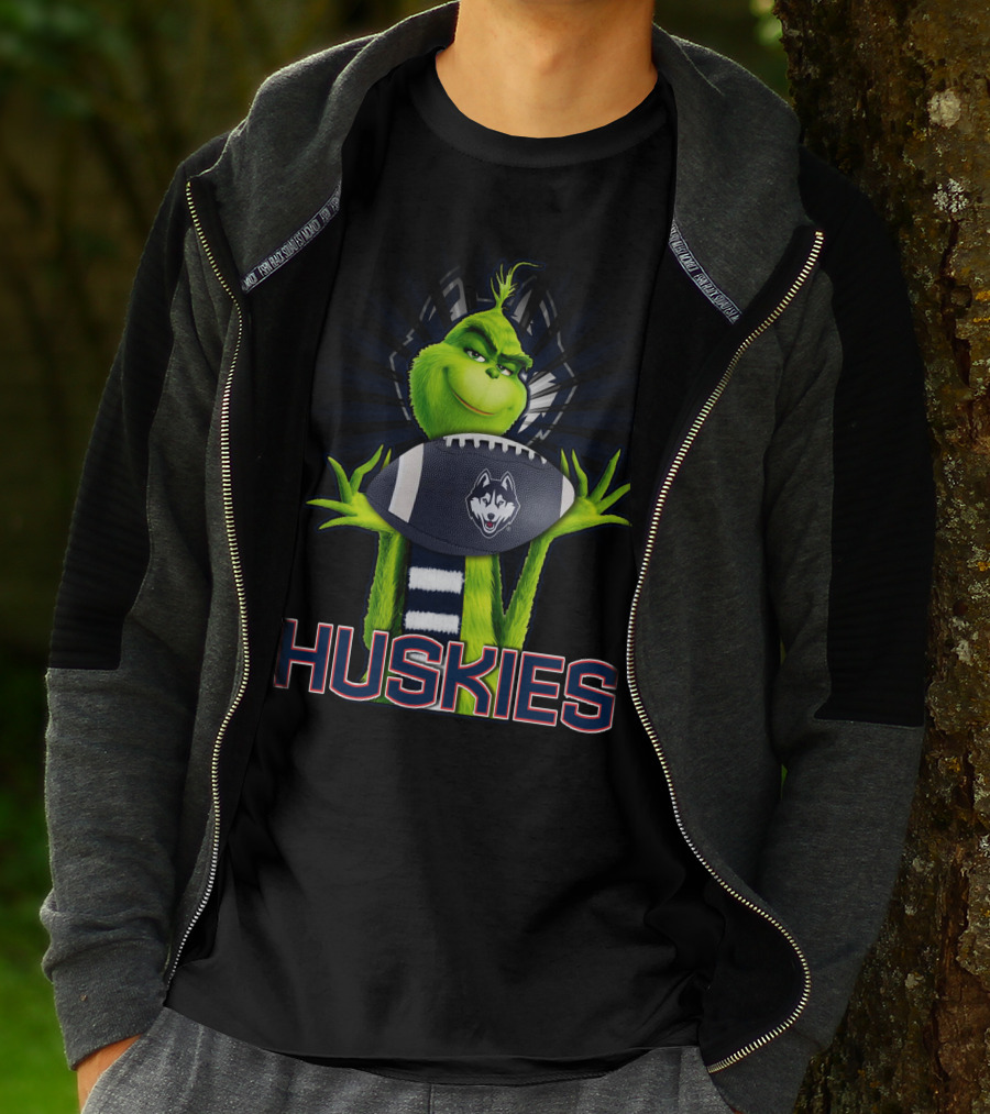 Grinch Holding Football With Huskies T-Shirt